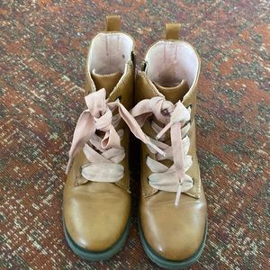 Cat&Jack girls tan boots size 12